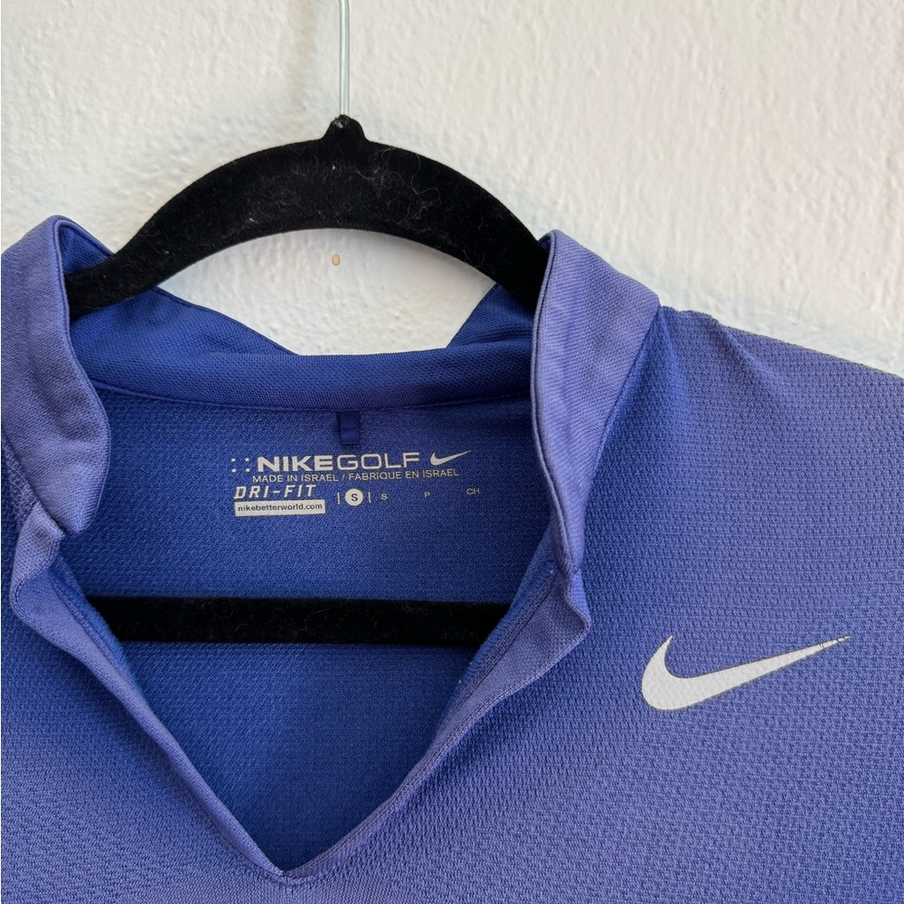 Nike Women's V-Neck golf polo - Picture 2 of 3